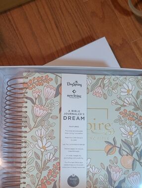 DaySpring New Living Translation "Dream" Bible Journal - Floral Mint & Rose Gold